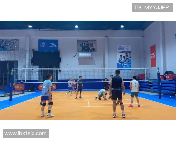 赛后分析:杭州排球队与重庆排球队在比赛中的灵活性对比与启示 赛后分析:杭州排球队与重庆排球队在比赛中的灵活性对比与启示