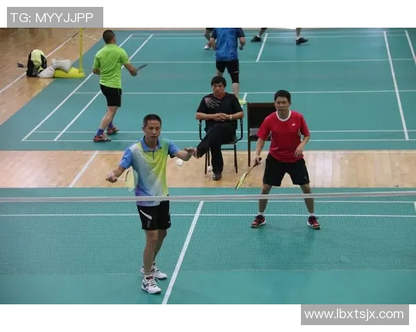 赛后分析：广州羽毛球队与北京羽毛球队速度对决的精彩瞬间与战术探讨