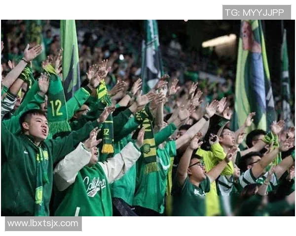 足球传奇巨星离世享年69岁球迷哀悼永恒的绿茵记忆