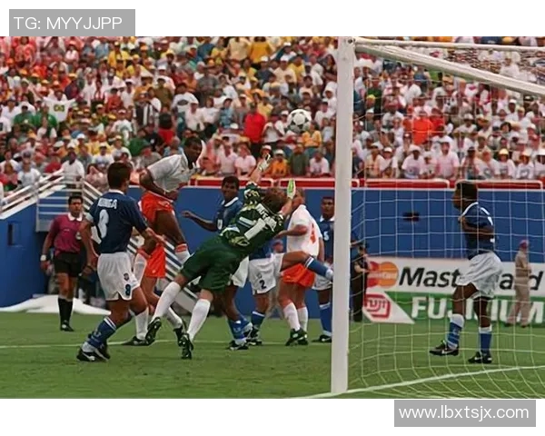 足球场上的璀璨星光各个足球明星的精彩瞬间回顾与感动 足球场上的璀璨星光各个足球明星的精彩瞬间回顾与感动