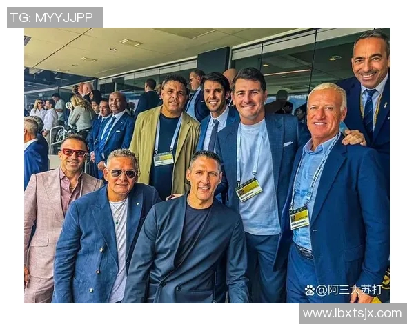 足球巨星巅峰对决谁能称王解析传奇球员之间的精彩较量与历史对抗