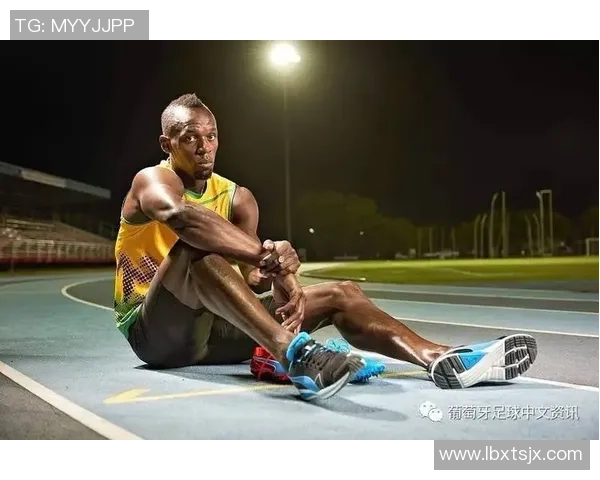 足球明星嘉伟的传奇人生与辉煌成就全景解析 足球明星嘉伟的传奇人生与辉煌成就全景解析