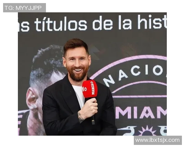 足球明星场上精彩对话揭秘球场内外的友谊与竞争