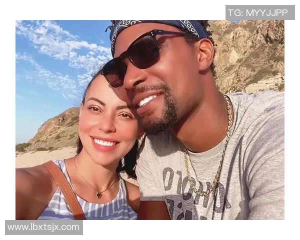 足球明星的嫂子们背后的故事与生活点滴揭秘