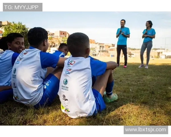 足球明星的育儿秘籍：如何在绿茵场外陪伴孩子成长