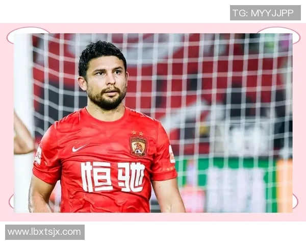 足球明星眼中的中国足球发展现状与未来展望探讨