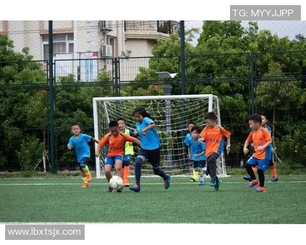 足球明星训练中的快乐时光与拼搏精神的完美结合